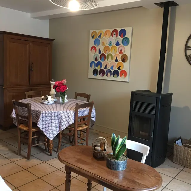 pièce principale la casa nous petit caux