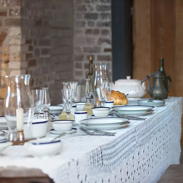 Repas_Table_dressée