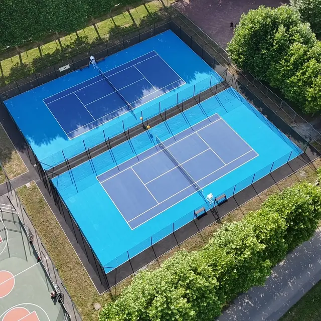 vue aérienne tennis luneray