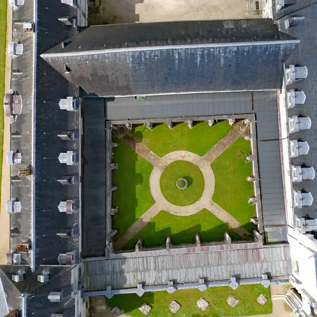 Abbaye de Fontenelle Saint Wandrille Rançon vue aérienne cloître Caux Seine Normandie tourisme