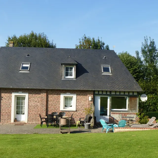 Au clos des hêtres le Gîte extérieur 1 Mme LEROUX