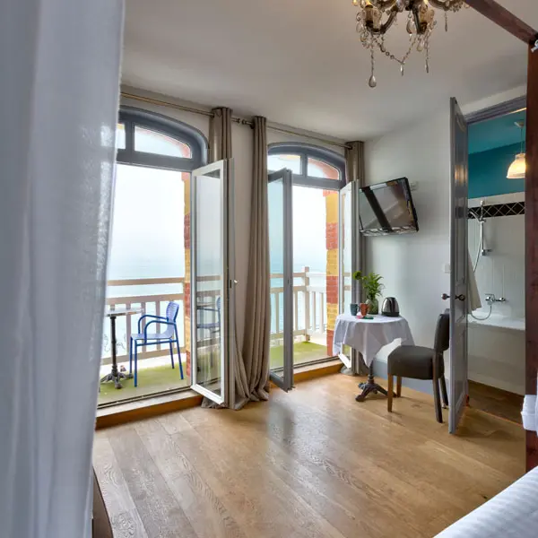 Hôtel-Restaurant Le Rayon Vert - Etretat