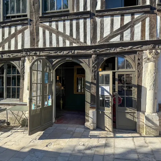 Café Hamlet Restaurant