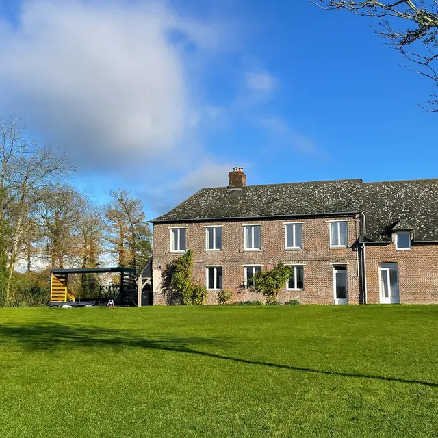 ChatGPT Image 7 déc. 2025, 12_11_02