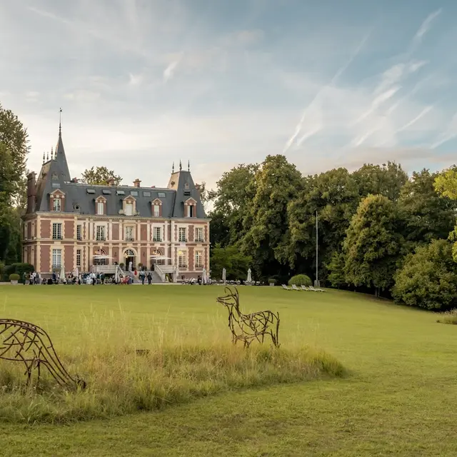 Chateau-Hotel-de-Belmesnil (9)