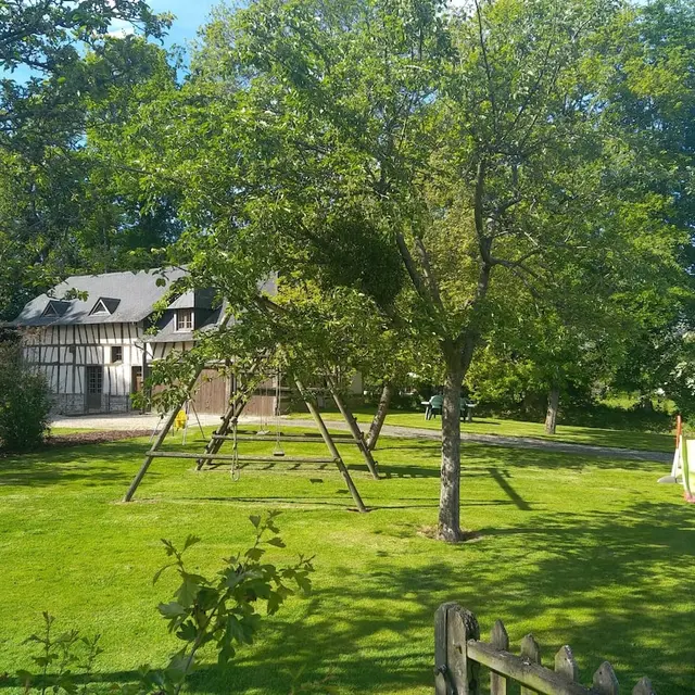 Vue du gîte depuis le jardin