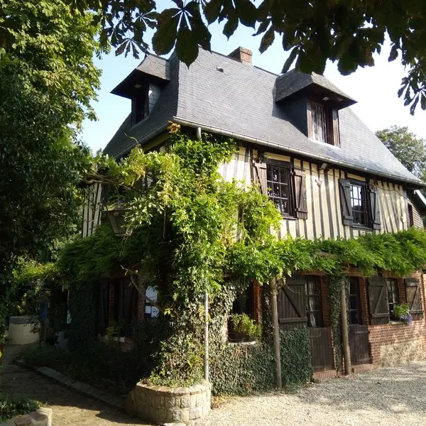 Croix-Mare_Auberge-du-Val-au-Cesne©YNT