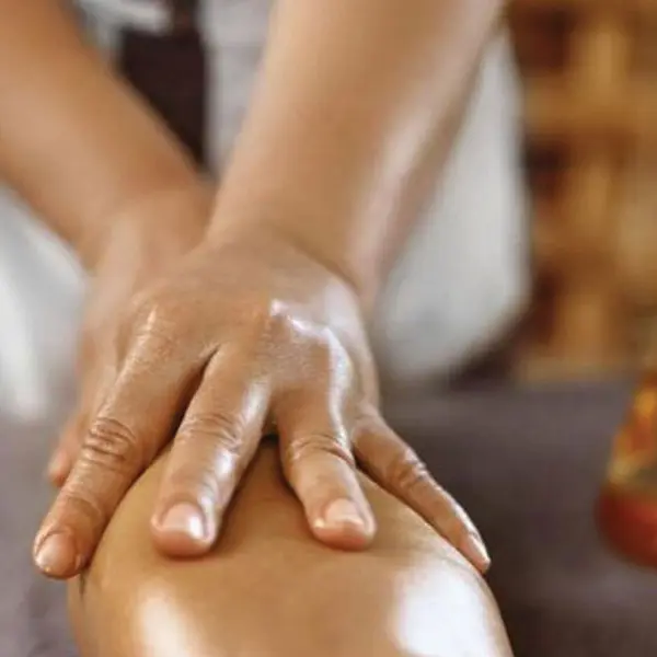 DOUDEVILLE_Espace-Beauté-Sophie-Coiffure_massage2021