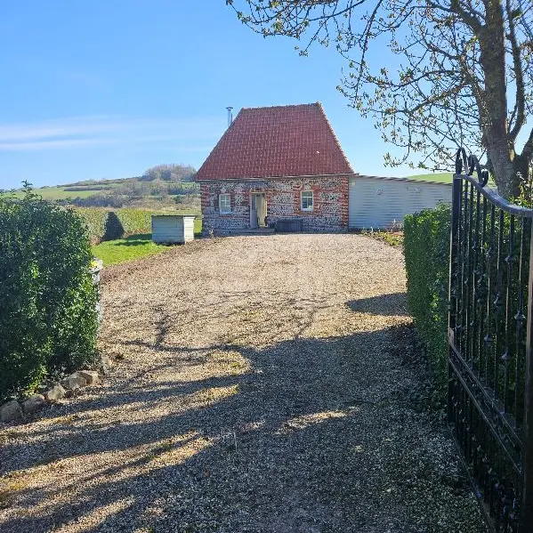 Entrée depuis la route