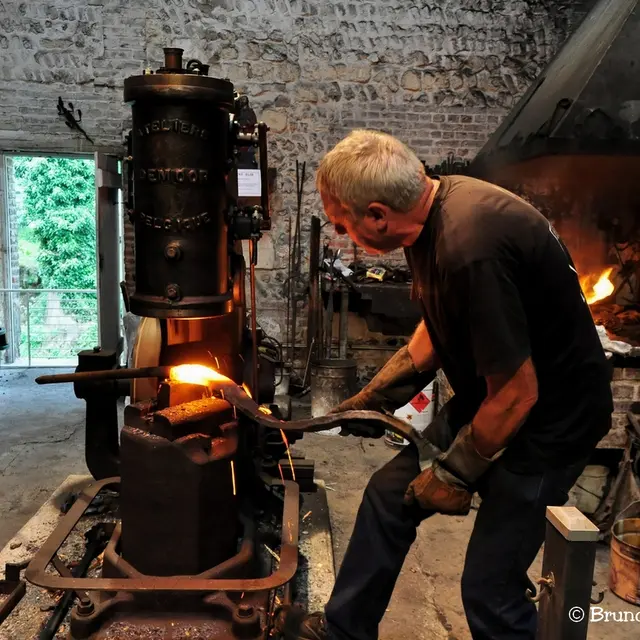 Forge Mustad - Musée Expotec 103 (2)