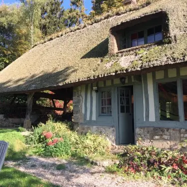 Gîte manoir du Perroy la maison de pierres Extérieur 2  Saint Wandrille Rançon Rives en Seine Caux Seine Tourisme Mme Krzyczkowska Caux 2019