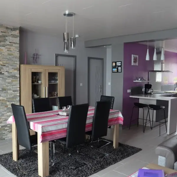 appartement situé au 4 eme étage sans ascenseur