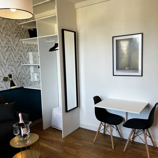 LE STUDIO ISAHORA 3*
