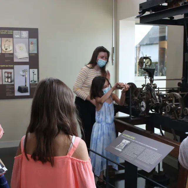 Visite guidée de l'été musée de l'horlogerie de Saint-Nicolas d'Aliermont