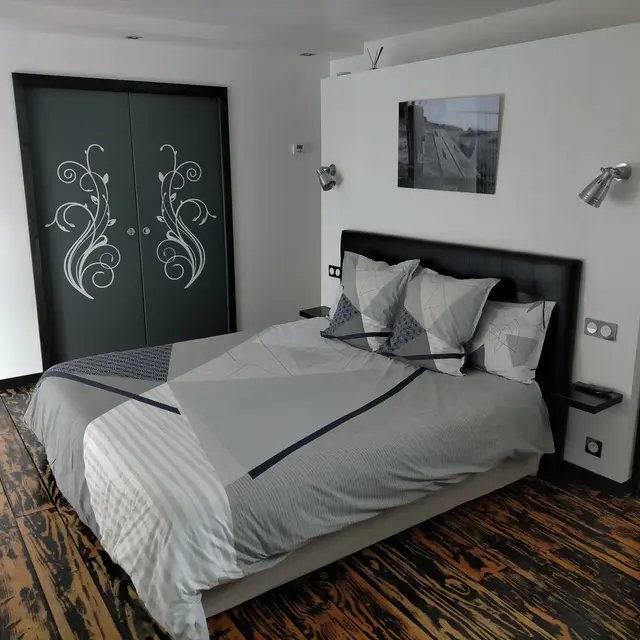 Lit king size Lodge