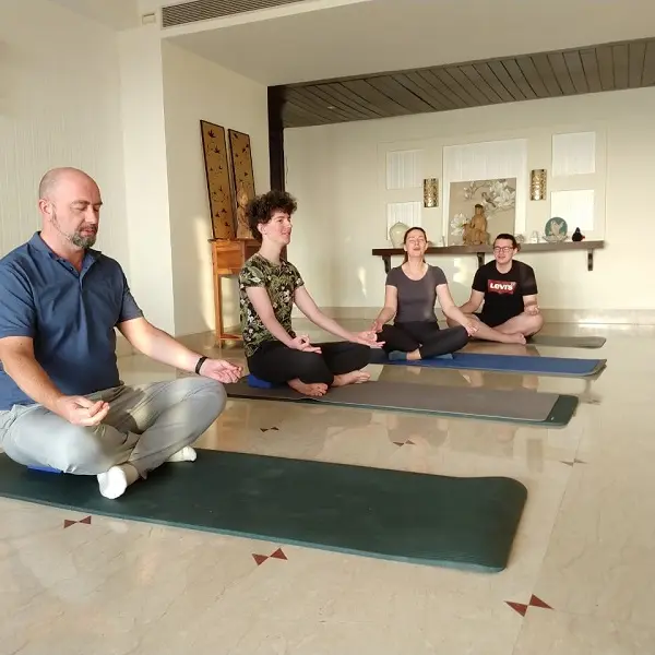 LOI_neville_yoga©jeanne-pinson-2023 (8)