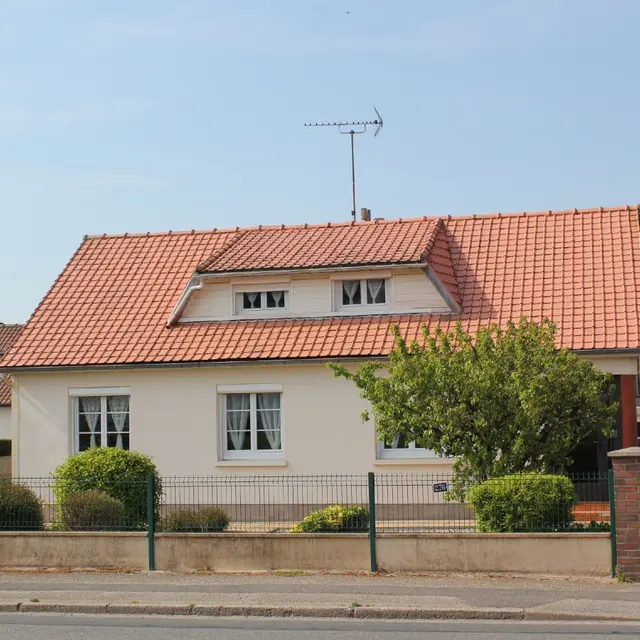 La Boutre façade meublé Fauville en Caux Terres de  Caux Mme Treizel Caux Seine Normandie tourisme