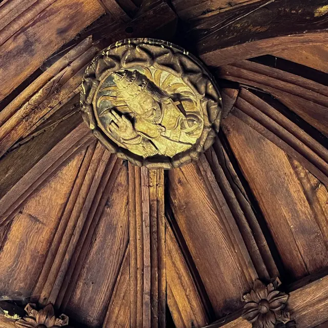 Le Porche de l'Église Saint-Sulpice - Ry