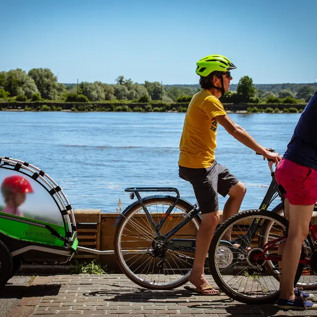 Location de vélos Velhano quai de Seine Caudebec en Caux Rives en Seine Caux Seine NormandieTourisme