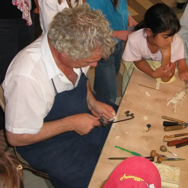 Musée de Dieppe, Atelier de démonstration de sculpture sur ivoire par Philippe Ragault, 2020