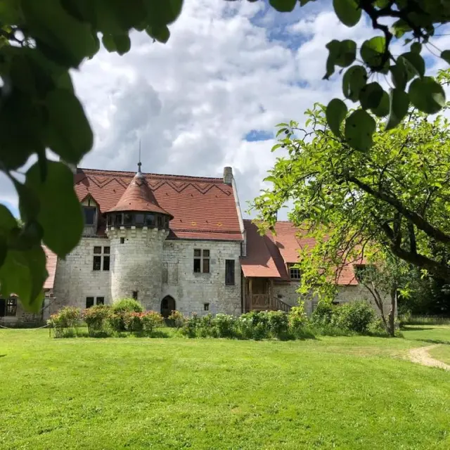 MANOIR DE L'AUMONERIE 1