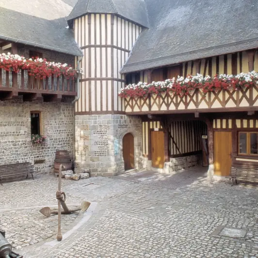 Maison Henri IV - Saint Valery en Caux (3)