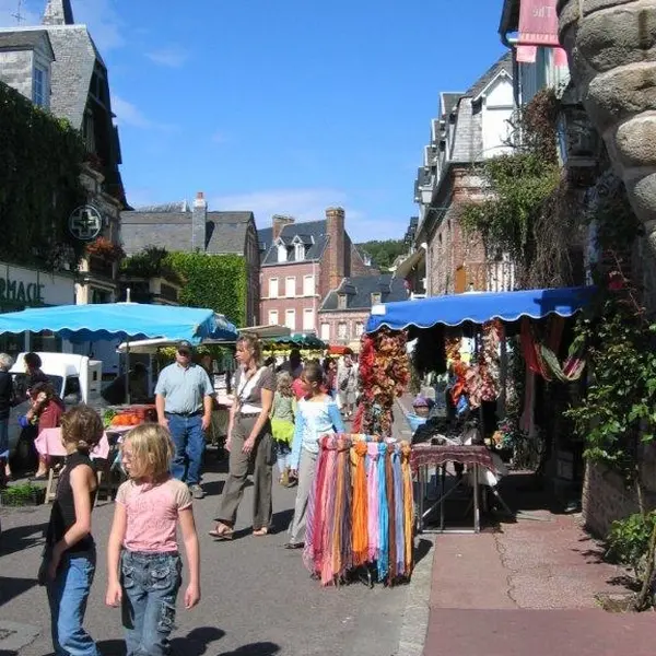 Marché de Veules les Roses