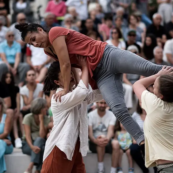 SNATCH spectacle ecole lillebonne septembre 2025 centre culturelle juliobona