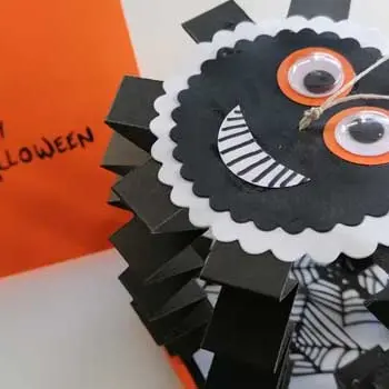 Araignée en papier