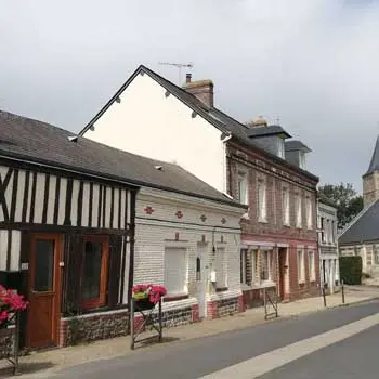 Un village entre plateau et valleuses