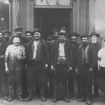 Ouvriers charbonniers du port du Havre, vers 1910