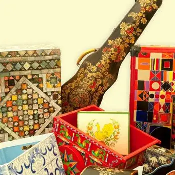 Exposition : 26 ans de fleurs de bois