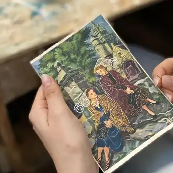 Atelier : Broderie sur carte postale et photo