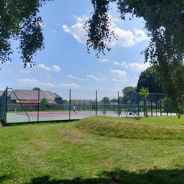 Courts de tennis extérieurs d'Offranville
