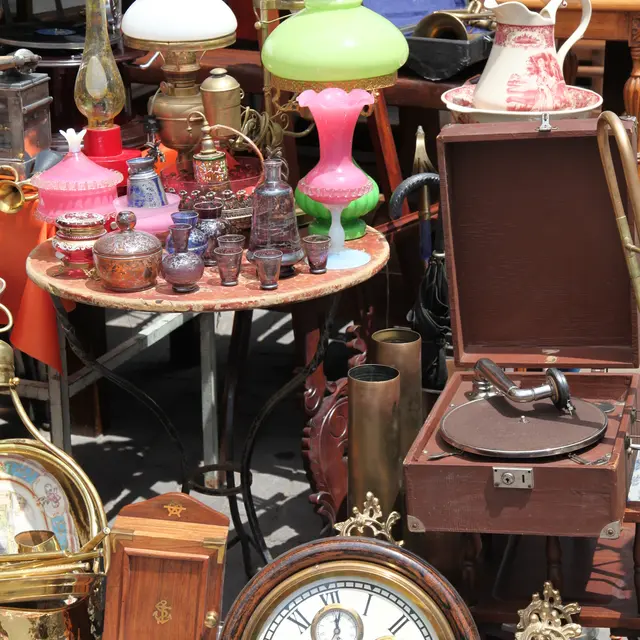 Brocante_vide_grenier_foire_à_tout
