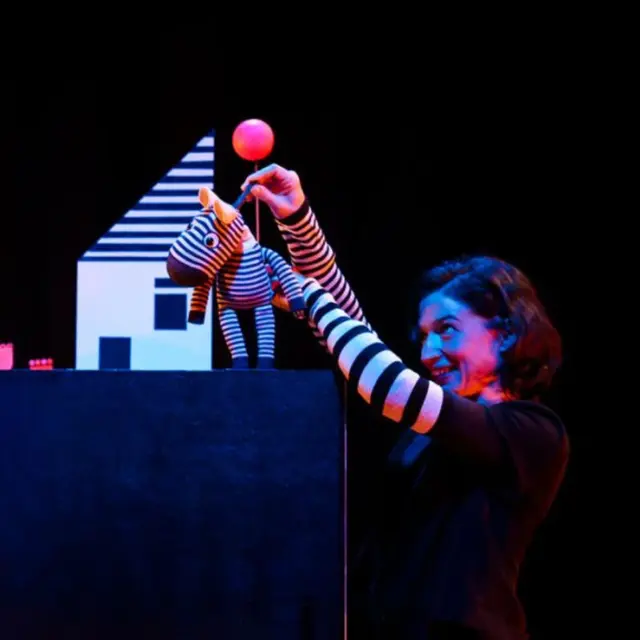 Zebre-65-©Kalimba-spectacle-lillebonne-juliobona
