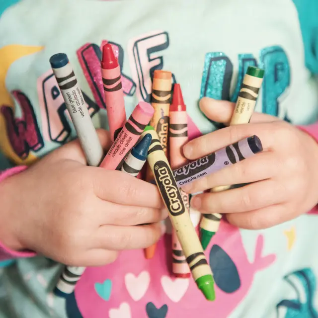 atelier-rigolo-enfant-kristin-brown-unsplash