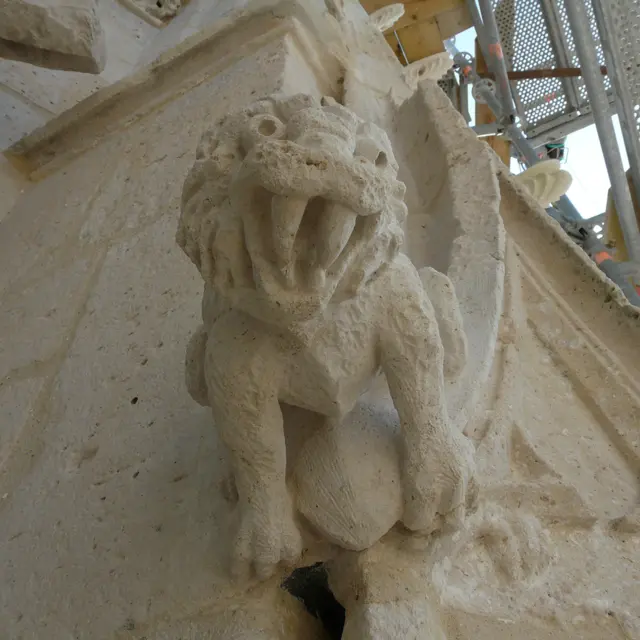 chimereèjep-eglise-saint-martin-vatteville-la-rue