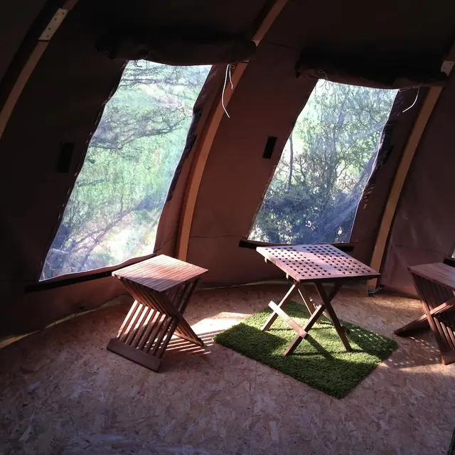 COUCHAGE TREECAMP - ETRETAT AVENTURE - LES LOGES