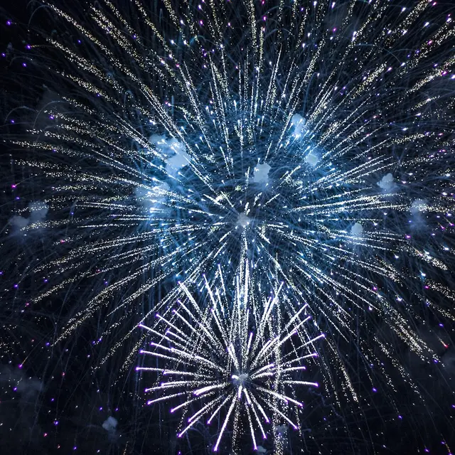 fireworks-5270439_1280