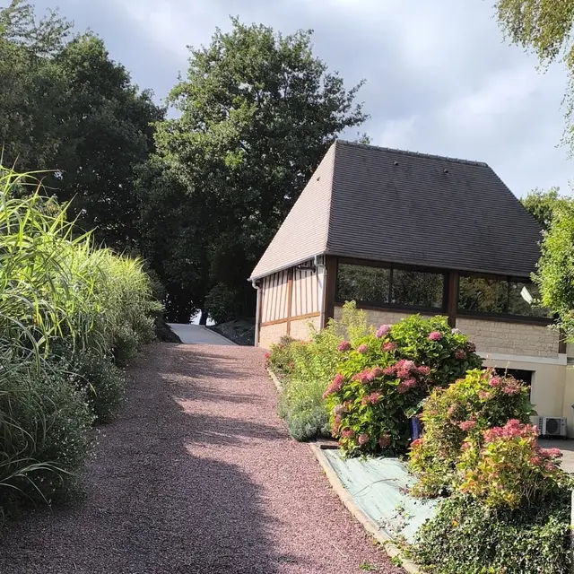 gite-de-la-haute-rue-saint-nicolas-de-la-haie-meuble-lamotte-herve (7) (1)