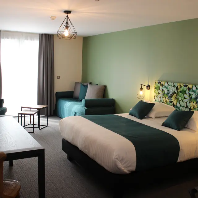 hotel-clos-de-rouen-chambre-privilège-supérieure-coté-patio