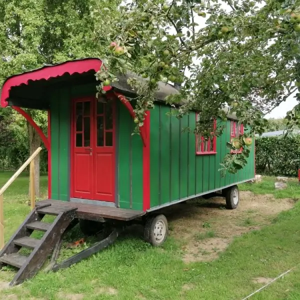 la-roulotte-de-mamie-rouville-insolite-mme-grenier (1) (1)