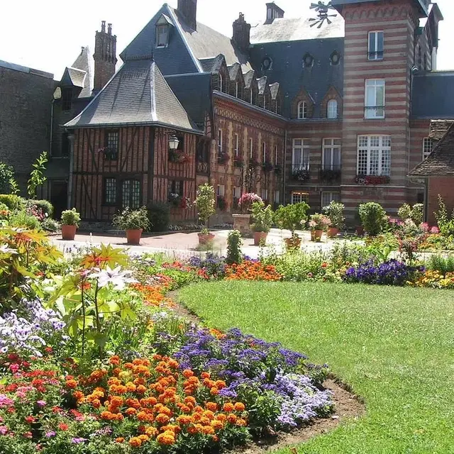 parc-de-l-hotel-de-ville