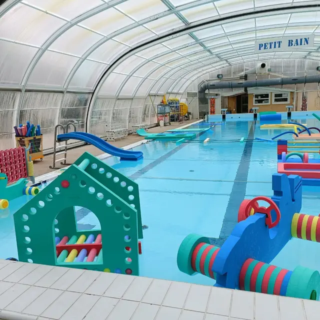 piscine val de saane 6mois-8ans