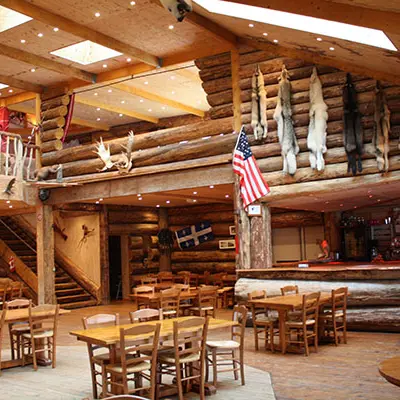 Rêve de Bisons - Salle de restaurant
