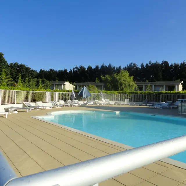 piscine chauffée résidence