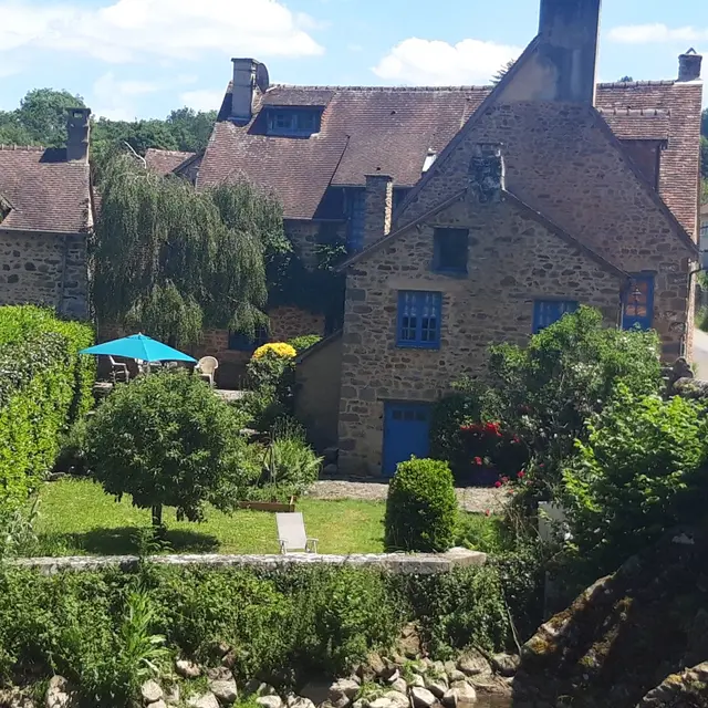 Le Gite du Pont - Moulins-le-Carbonnel - extérieur