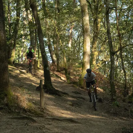 Tout terrain sur la Corniche