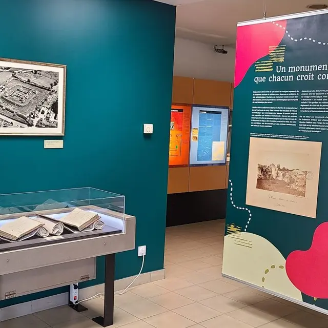 expo de curieuses ruines